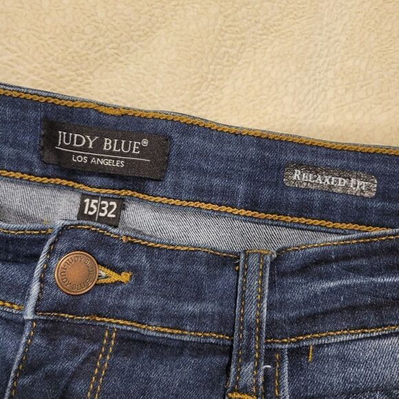 Judy Blue Relaxed Fit size 15/32 - Picture 4 of 12